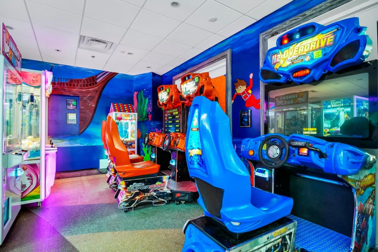 Brilliant Home Near Disney World With Foosball Table By Rentyl - 7707B 올랜도 외부 사진